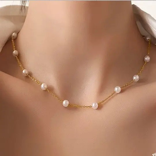 Pearly Chain Necklace